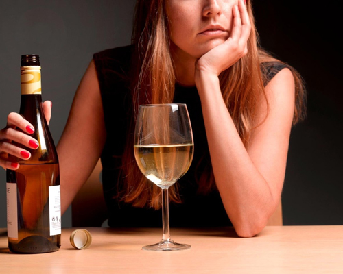 Анонимное лечение женского алкоголизма в Чёрмозе